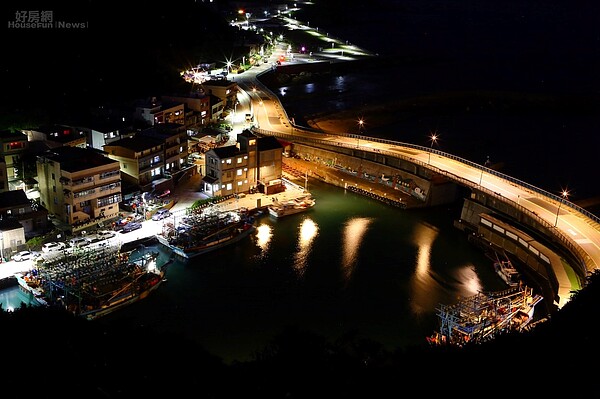 工研院研發的智慧燈具,已經實際裝設在基隆長潭漁港。照片工研院提供