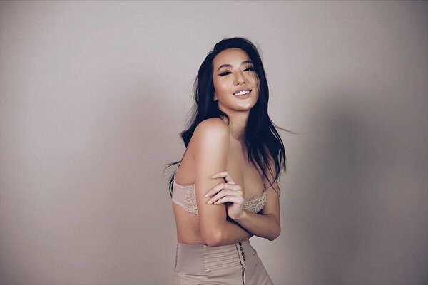 四度涉毒都順利脫身，薔薔轉性做三善事憂變街友。（擷取自臉書）