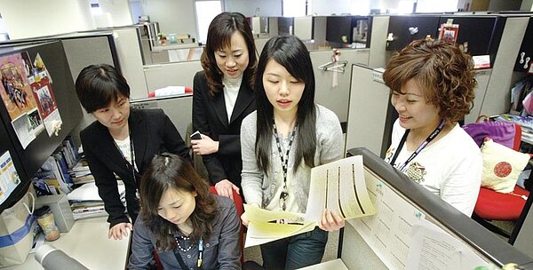 40歲以上女性 六成擔心沒錢退休(中時)