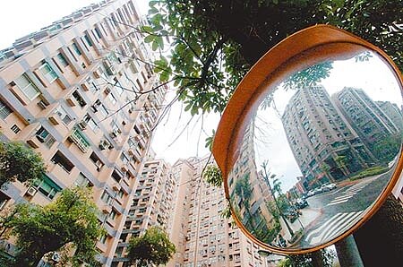 在民營銀行攻城略地,五大行庫房貸市占率已降至四成不到。圖/本報資料照片