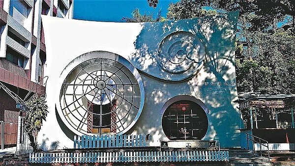 南投縣歷史建築「台灣新生報中興新村辦事處(原館)」,正報請文化局同意辦理文資修復。 圖/南投縣政府提供