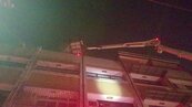 雲林北港民宅深夜火警　屋內受困6人全部脫困