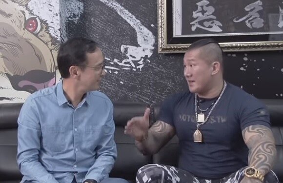 館長朱立倫。（圖／翻攝自寶寶愛館長youtube）

