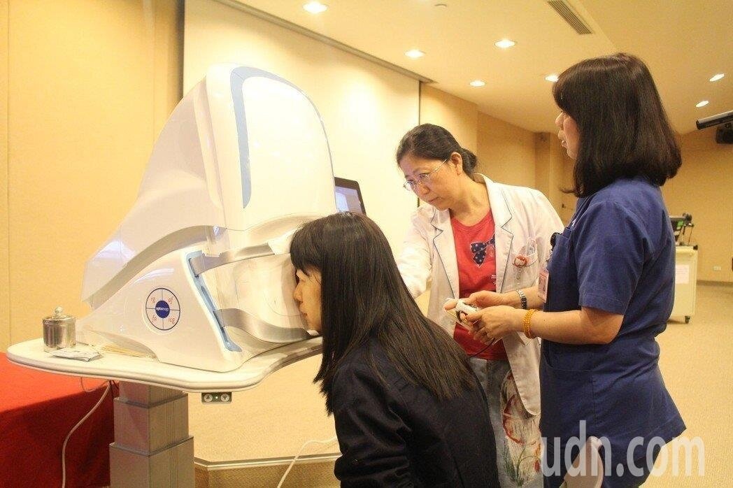 眼科醫師建議，如有眼睛症狀宜盡早就醫。本報資料照片