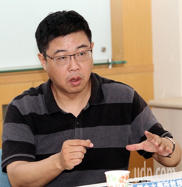 文化大學新聞系主任胡幼偉。本報資料照片