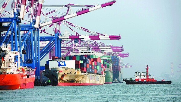 美國28日正式確認,對價值3,000億美元中國輸美商品所加徵的關稅,由10%提高到15%。