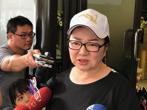 白冰冰出面談賀一航。(聯合記者林怡秀/攝影)