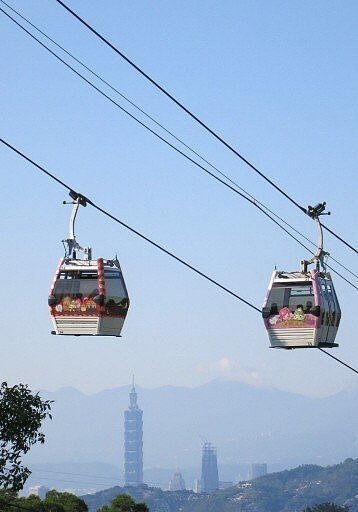 端午節連續假期即將登場,台北捷運公司今天表示,貓空纜車年度大修順利完成,將於明天(6月5日)恢復營運。圖/本報資料照