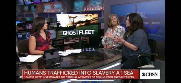 美國哥倫比亞廣播公司（CBS）談泰國漁船奴隸問題，新聞標題卻註明「『Ghost Fleet』調查台灣漁業犯罪活動」。翻攝CBS影片