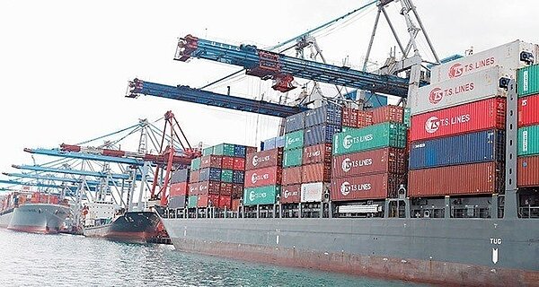 出口連七黑　本月難回神(聯合報資料係)