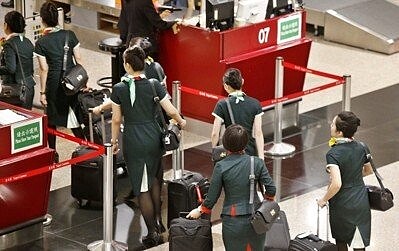 勞動部昨天邀集長榮航空勞資雙方協商,勞資同意在本月20日正式協商,工會承諾6月20日協商前不會罷工。 本報系資料庫