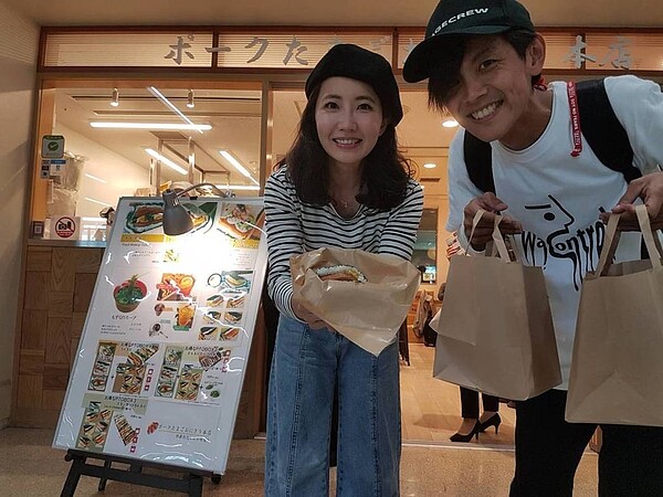 阿翔與謝忻是多年工作夥伴。(圖/時代創藝提供)