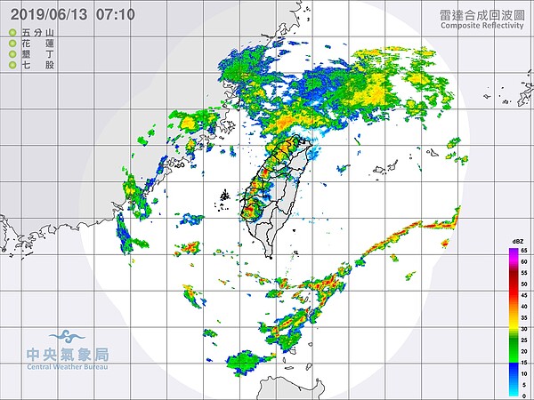 中央氣象局上午7時資料顯示，南投信義鄉、仁愛鄉等山區的日累積雨量已破200毫米。圖／中央氣象局提供