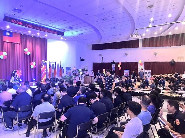 文山二分局因應警察節將至,昨日舉辦慶祝活動慰勉基層員警。記者李隆揆/翻攝