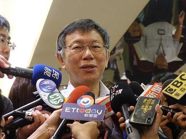 北市條通就地合法化，市長柯文哲去年曾嫌回饋金過高，都發局證實，今年確定會調降。記者邱瓊玉／攝影