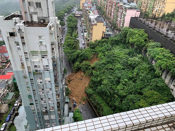 汐止秀山路坍方151戶不能出入 好房網news