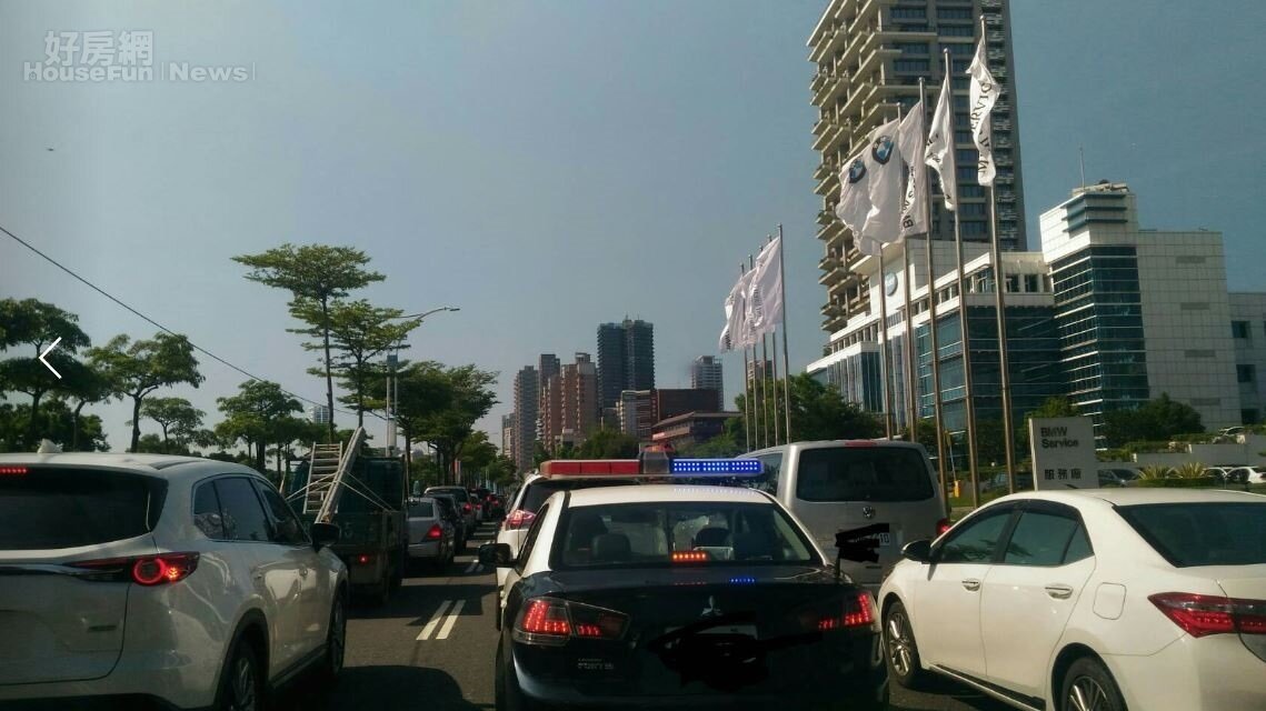 淡水交通壅塞不便