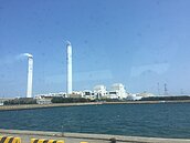 六輕16座煙囪　將改「透明排放」