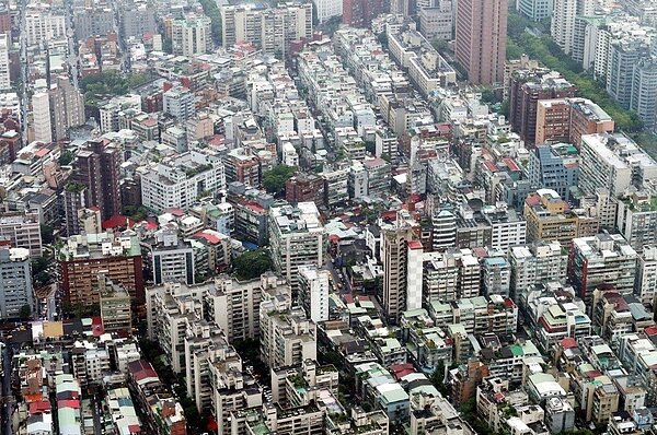 去年六都億元以上土地交易達3384億元，為2015年以來，四年最高。 聯合報系資料照／記者曾學仁攝影