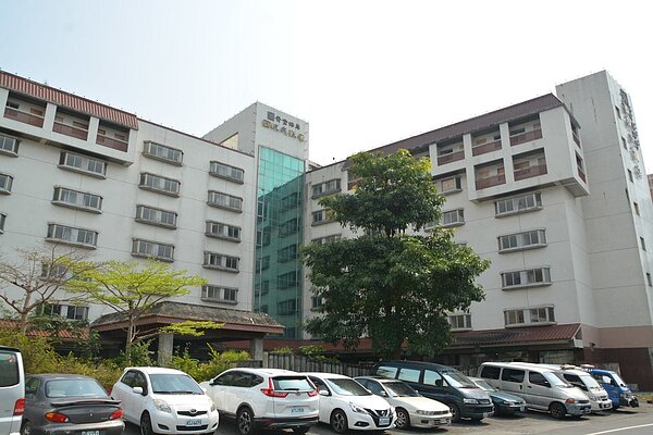 花蓮公教會館閒置多年,地方盼早日活化多元利用。記者王燕華/攝影