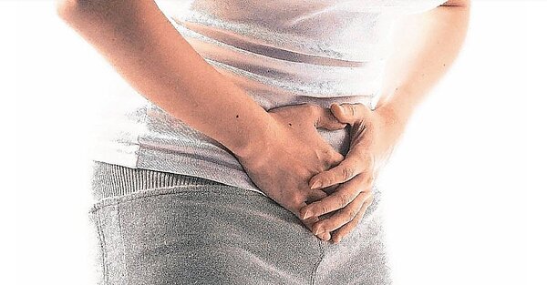 中醫認為,久坐不動往往會走向氣滯血瘀的體質,若骨盆腔與腹腔循環障礙,是子宮肌瘤的發病基礎之一。圖/聯合報系資料照