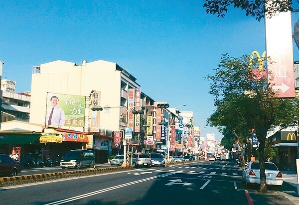 台南市公告單一自用住宅7月起降稅,打84折,全市約有30萬戶受益。( 圖/有巢氏房屋提供)