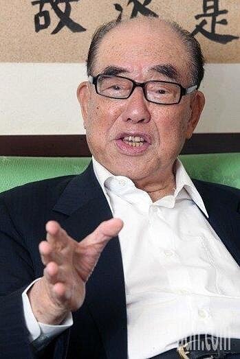 行政院前院長郝柏村。 本報資料照片
