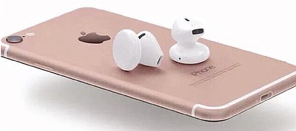 瑞銀證券預估,最快要到2021年才會有5G iPhone問世,相關供應鏈的股價發動,可能還早;圖為iphone 7。圖/摘自網路