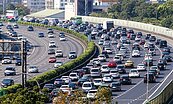 觀光景點明全天湧車潮、收假要避5路段