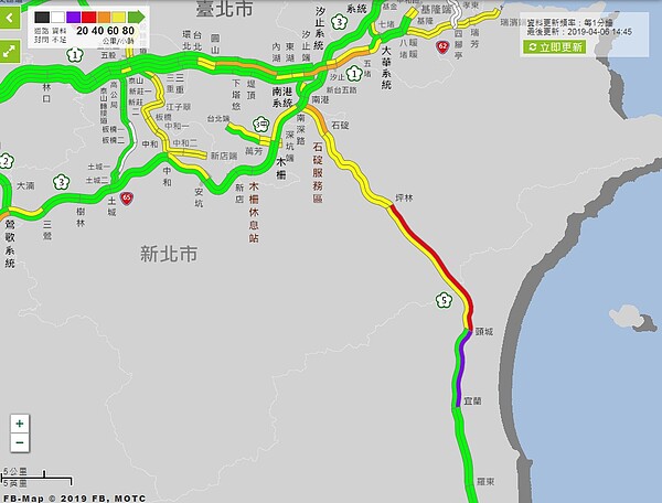 國5雙向車多,北上宜蘭-頭城路段時速18公里,呈現紫爆;頭城-坪林行控路段時速34公里。圖/取自高公局網站