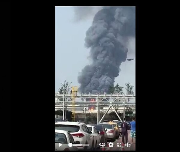 六輕爆炸現場。（翻攝自爆料公社）