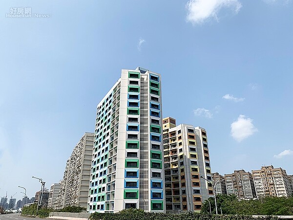 台北市都發局宣布,甫完工的青年一期公宅共計273戶,將於11日開始公開招租。翻攝台北市公共住宅招租網