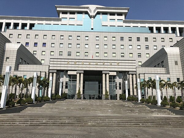 鄭姓男子不爽母親叼念戒毒,竟以LINE反嗆三字經,提言要放火燒房子,台南地院認他犯恐嚇危害安全罪,處拘役20,可上訴。圖/本報資料照