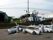 桶裝瓦斯選住宅區接駁　消防局長：違法