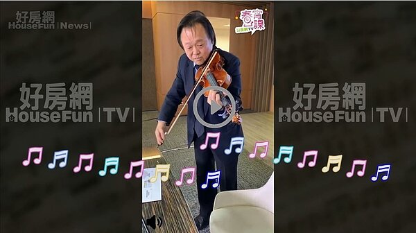 看王世堅如何展露深厚的音樂底韻