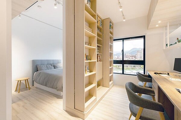 蔡阿嘎買新房。(取自蔡阿嘎個人臉書)