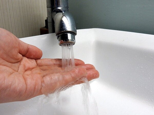 為穩定大新竹地區供水,自來水公司第三區管理處寶山廠配合北區工程處辦理「寶山三期抽水機改善工程」,自4月27日上午9點至下午3點,共計停水6小時。圖/聯合報系資料照