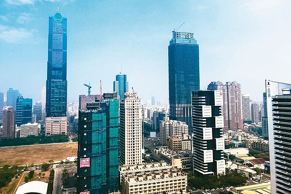 國產署公告11宗精華區國有地設定地上權招標,6月24日開標。高雄市竟推出四件,都是住宅用地,設定70年地上權。 圖╱聯合報系資料照片