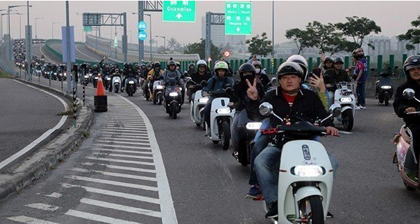 電動機車補助網站關閉,引發車主及車廠擔心,電動車補助政策是否生變。