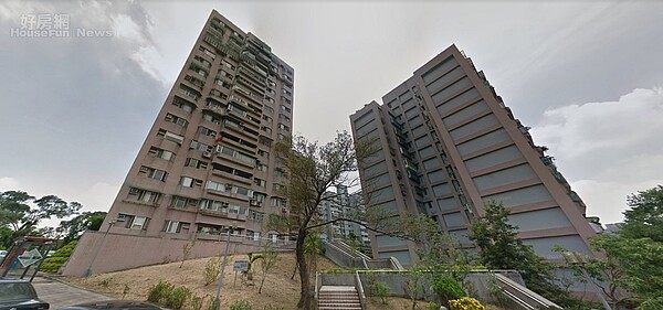 萬寧社區大樓因為屬於地上權國宅,每坪只要17萬就能買到。取自Google Map