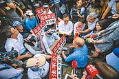 君鴻告雄院　攔路陳情韓國瑜