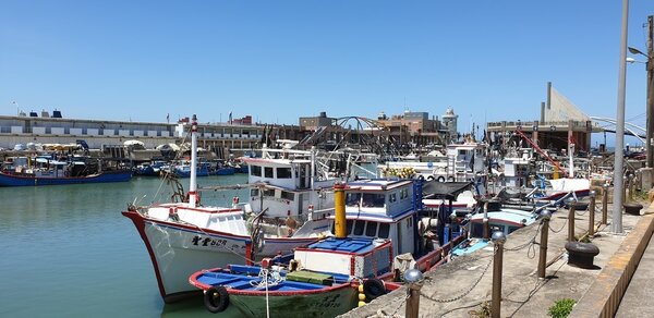 永安漁港是全國唯一客庄漁港，市府、漁會積極發展休閒觀光漁業。記者鄭國樑/攝影