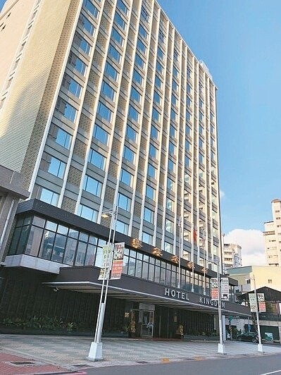 開業五十一年的高雄華王飯店,昨宣布從十一月起停止營業。 記者謝梅芬/攝影