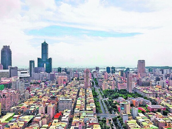 桃園、台南、高雄、基隆相繼推出公共建設商機座談,羅列十六項建設案,總招商金額達四○五億元。 圖/聯合報系資料照片