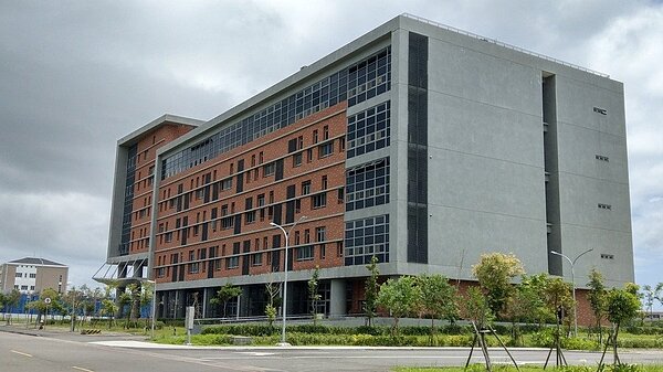 宜蘭科學園區的標準廠房出租率接近100%,另外也有廠商要自建廠房,宜科將擺脫「蚊子園區」。 記者戴永華/攝影