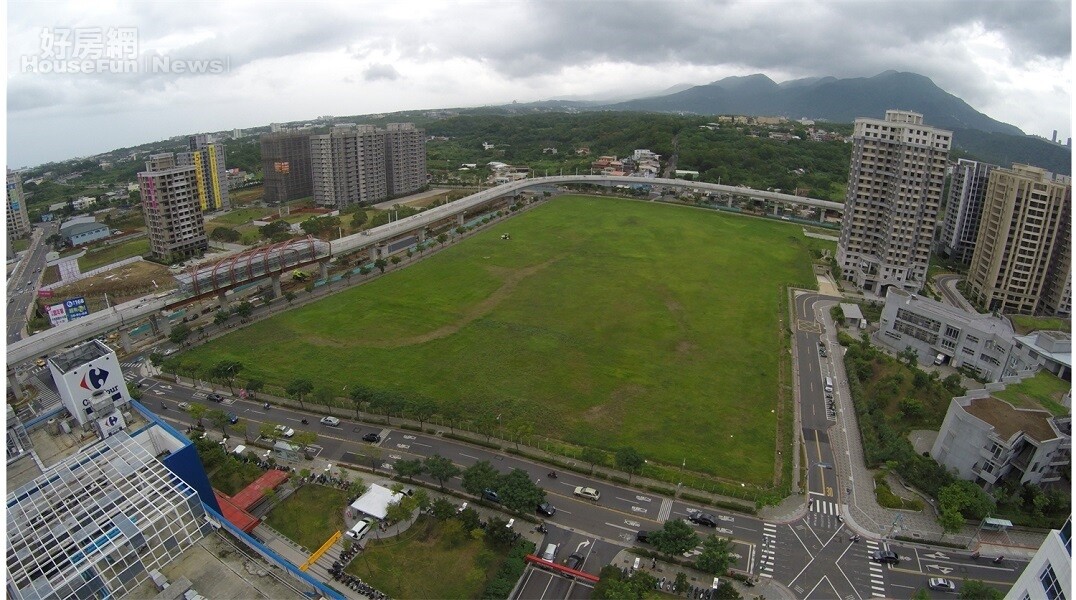 營建署表示,位於淡海新市鎮輕軌捷運淡水行政中心站附近的3.68公頃國有地,已經完成開發規劃。照片營建署提供