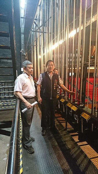 台中市中山堂修繕後,懸吊系統將改為電腦桿,增加舞台安全。圖/文化局提供