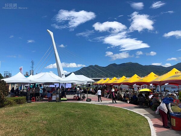 2019臺灣盃國際滑水比賽，永慶房屋駐點力挺臺灣運動好手。圖／永慶房屋提供