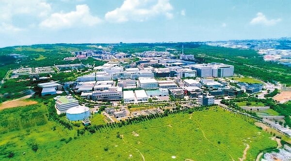 經濟部投資台灣事務所昨天通過系統電子等六家台商回台投資案。圖為中市精密機械科技創新園區。 台中市政府/提供