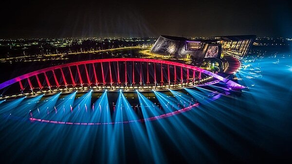 後天中秋夜,故宮南院光雕再現,「南境之光」後天起到11月10日,每周二到周日晚間6點開始到10點結束。圖/故宮南院提供